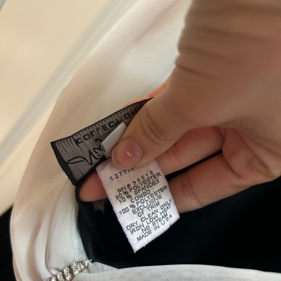 Night Way Collections Black Velvet and White Chiffon Maxi Dress Y2K, Size 8 - Picture 7 of 7